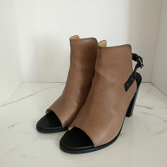 Rag & Bone Wyatt Peep-Toe Genuine Leather Slingback Sandals Taupe/Black 39.5 EU - Picture 7 of 14